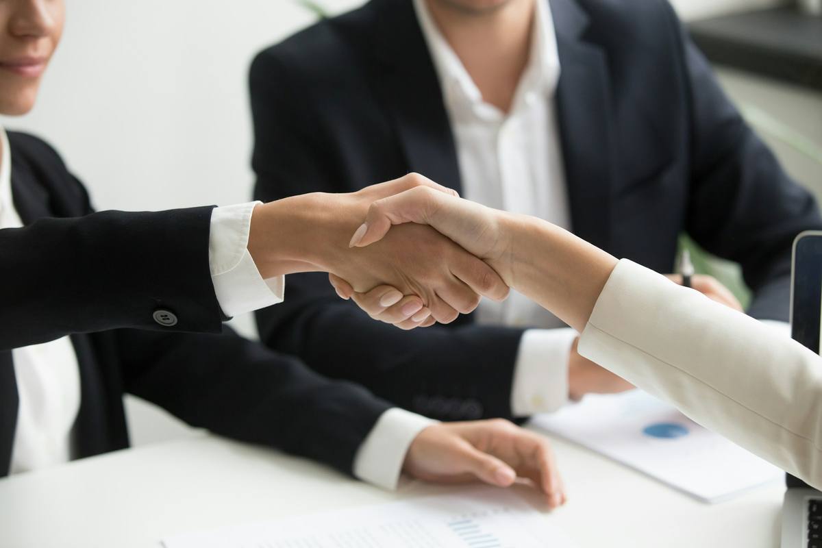 China Buying Agent vs. Sourcing Agent: The Difference