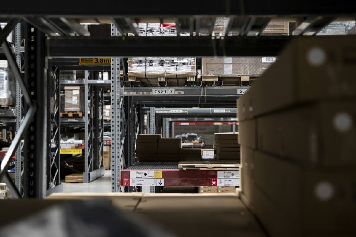 Unser Lager in Guangzhou: konsolidierte Ware, verstärkte Verpackung, Versand pro Auftrag